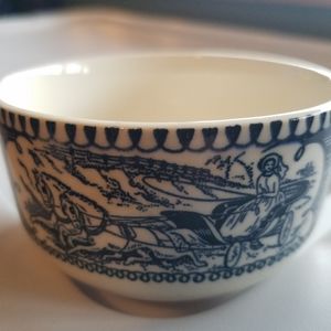 Currier & Ives Vintage Blue Coffee Tea Cup Horse and Carriage Made in USA Tub1